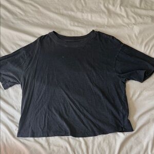 Universal Thread Charcoal Short Sleeve Tee